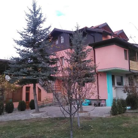 Villa Lilia Apriltsi  Luaran gambar